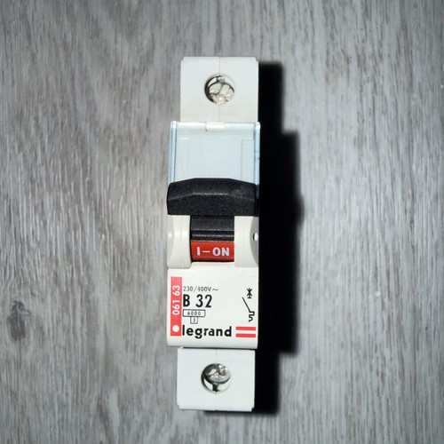 Legrand amp curve 6ka mcb - curve,