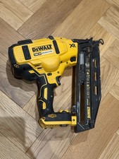 Dewalt DCN660N 18V XR Brushless 2nd Fix Finishing Nailer Body Only