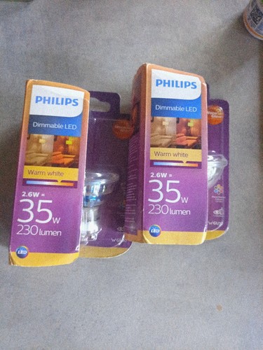 Pair dimmable gu10 phillips - pair, of