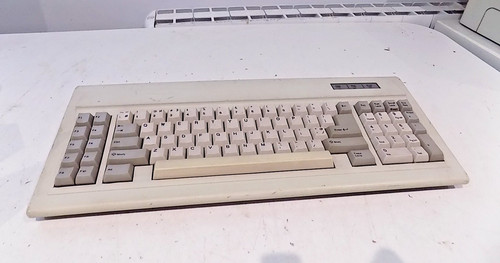 Vintage ibm style keyboard - ibm,