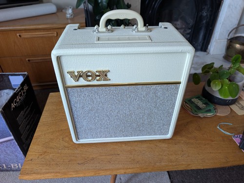 Vox ac4c1 tube amp - amp,, cream