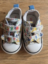 Baby Toddler Converse All Stars Shoes With Vehicles On. Size Toddler Uk 4