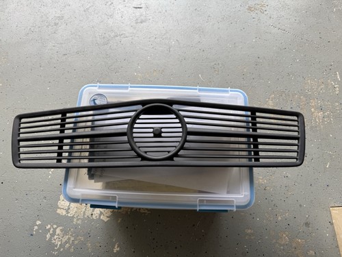 Mercedes sec c126 - c126, grille