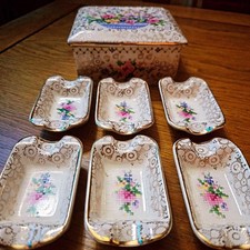 H&K Tunstall - OLD ENGLIGH NEEDLEPOINT Tapestry Picture