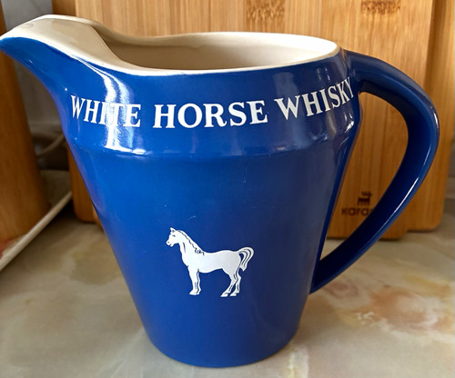 White horse whisky blue - horse,