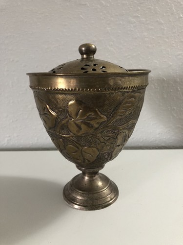 Vtg silver plate - round, lidded