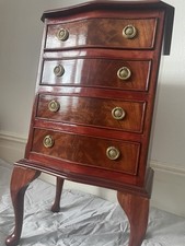 Lovely Antique Style Mahogany Bedside With Queen Anne Legs