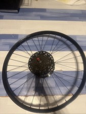 Halo Gravitas Black 29" 32H