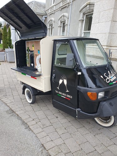 Piaggio prosecco van - prosecco,