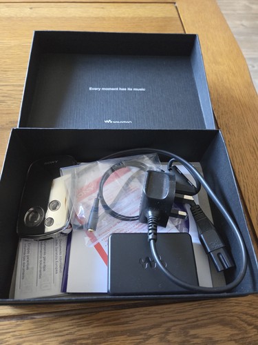Sony walkman a1000 - sony, digital