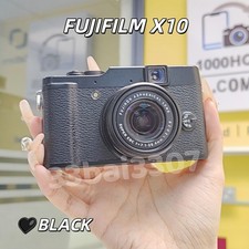 FUJIFILM X10 12MP Digital