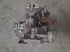 2010 VW PASSAT B6 2.0 DIESEL 5 SPEED MANUAL GEARBOX / TRANSMISSION - CODE LHP