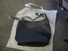 Anna Smith Brand new ladies