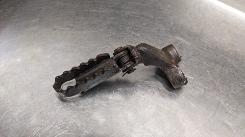 Suzuki dr650 lhs left footrest - lhs,