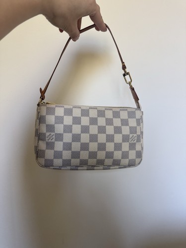 Louis vuitton pochette - louis,