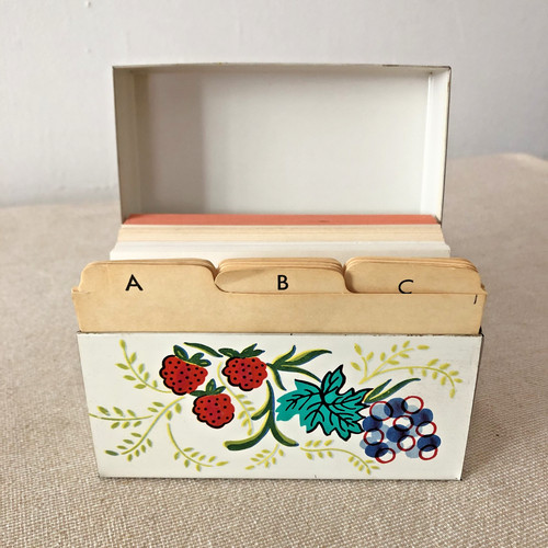 Vintage recipe box - box, w/cards