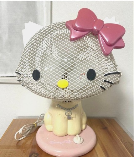 Hello kitty charmmy desk - hello,