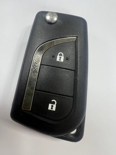 Genuine toyota button remote - toyota, 2