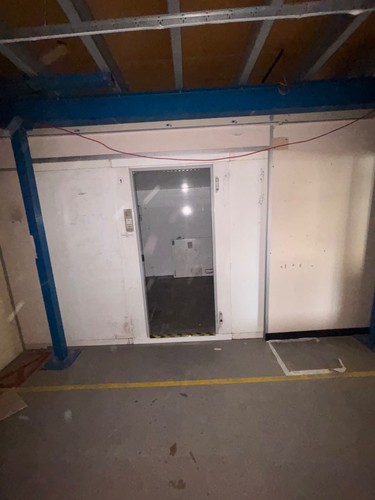 Cold room walk freezer - room-,