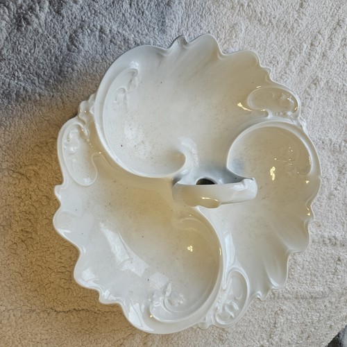 Dividing serving dish - serving,