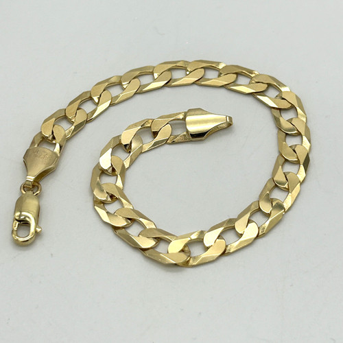 375 9ct solid yellow gold - 375,