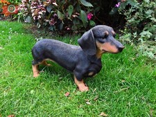 DACHSHUND DOG FIGURE. Vivid