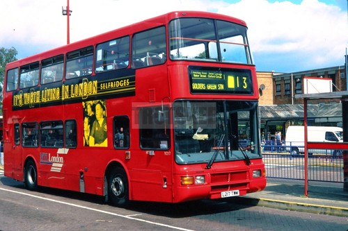 35mm slide mtl london volvo - mtl,