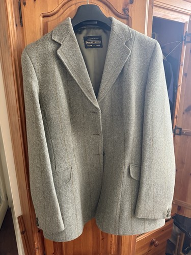 Derby house 100 - 100%, wool