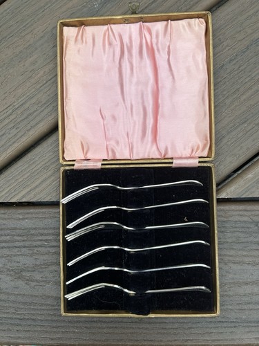 Six antique silver plated cake - six,