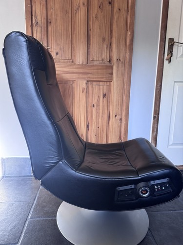 Rocker gaming chair wires - chair, no