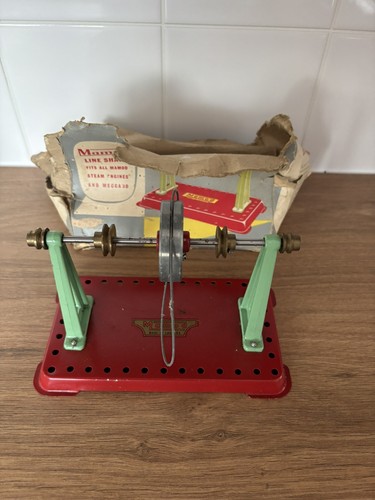 Mamod steam engine - engine, line