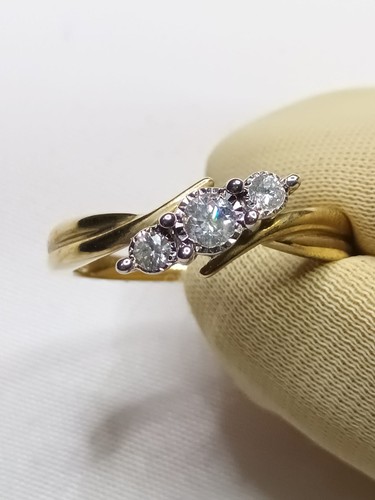 Trilogy ring 9ct gold - 9ct, ct