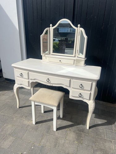 Willis gambier dressing table - gambier,