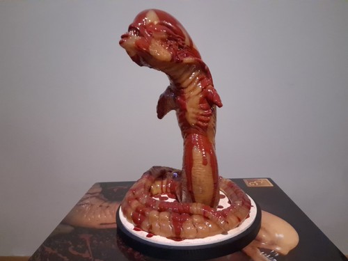 Alien chestburster scale - alien,