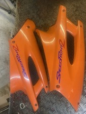 peugeot speedfight 2 nice pair of side panels orange great condition 