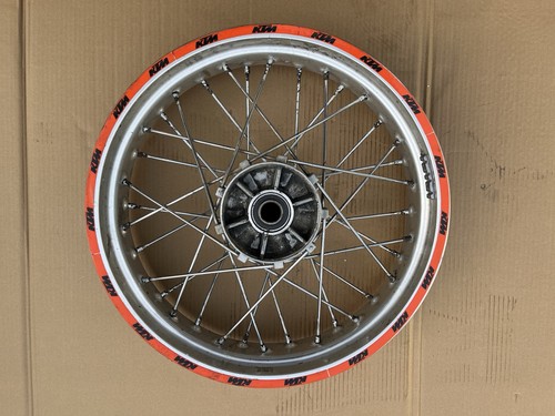 Ktm 950 adventure rear - ktm,