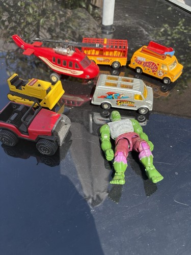 Toys - ,