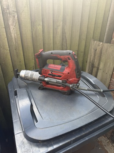 Milwaukee m18 grease gun - grease,