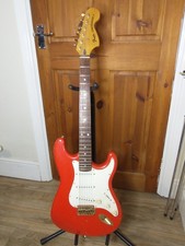 Strat Style. Fender Stratocaster. USED. Poor Body. All working. UNBRANDED.