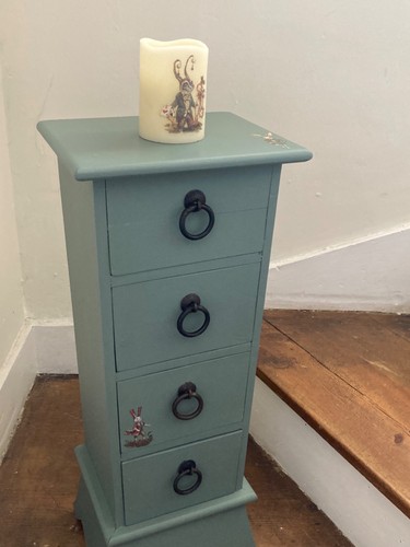 Small chest compact - chest,