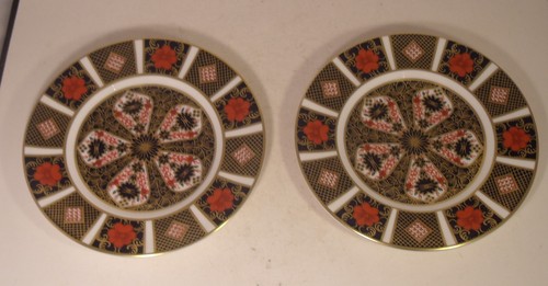Pair royal crown derby - of,