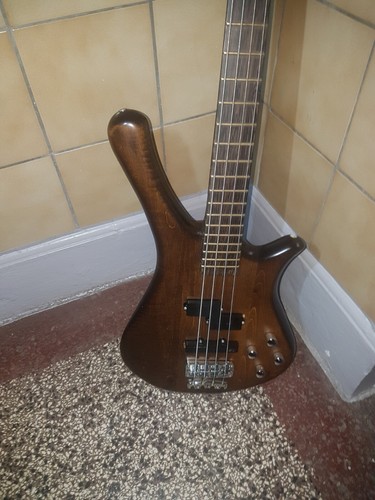 1995 warwick fortress - warwick,