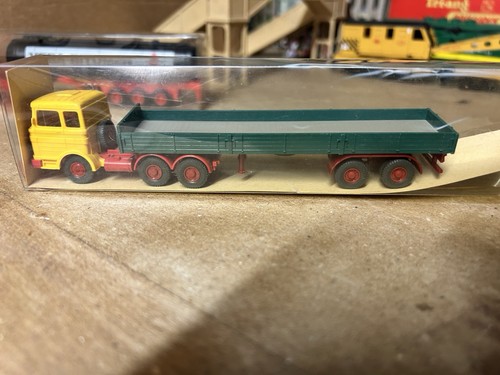 Wiking mercedes benz artic - benz,
