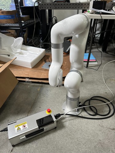Ufactory 850 white - robot, arm.