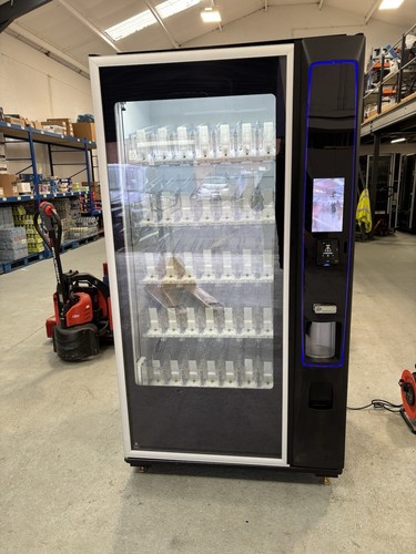 Vending machine bevmax - media, 2