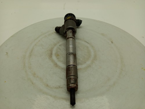 Vauxhall vivaro fuel injector - vauxhall,