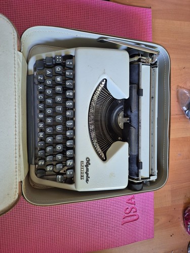 Vintage 1960s olympia splendid - vintage,