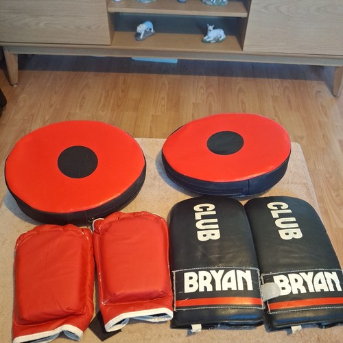 Bryan club vintage red boxing - club,