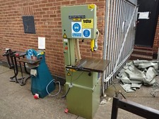 Startrite 352 bandsaw, cast iron table, foot brake, steel fence, mitre, 3pH