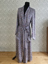 VINTAGE 1950s ROBE DRESSING